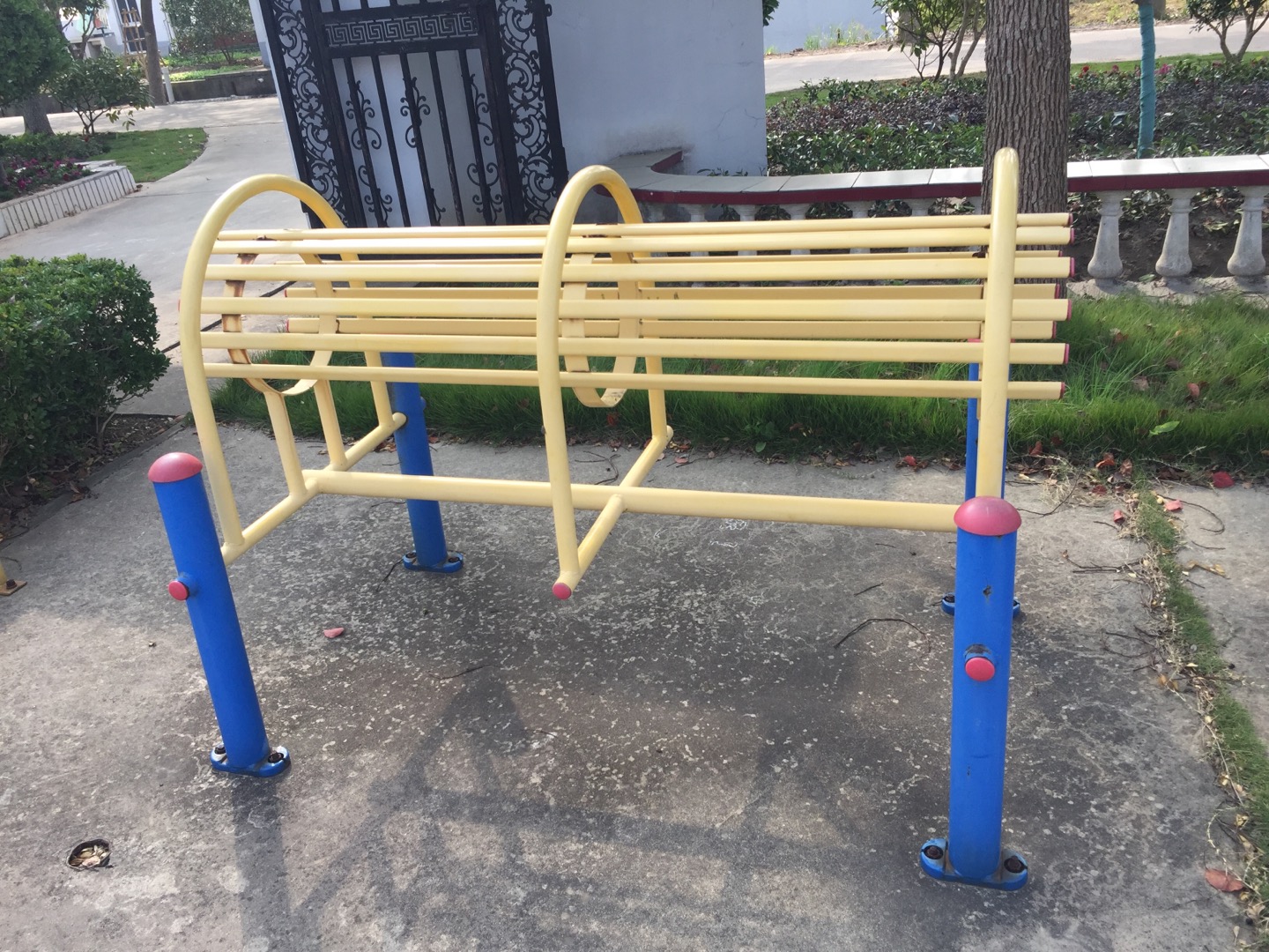 伸腰器
