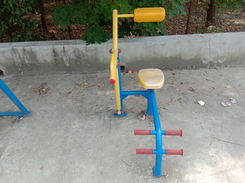 腹背锻炼器