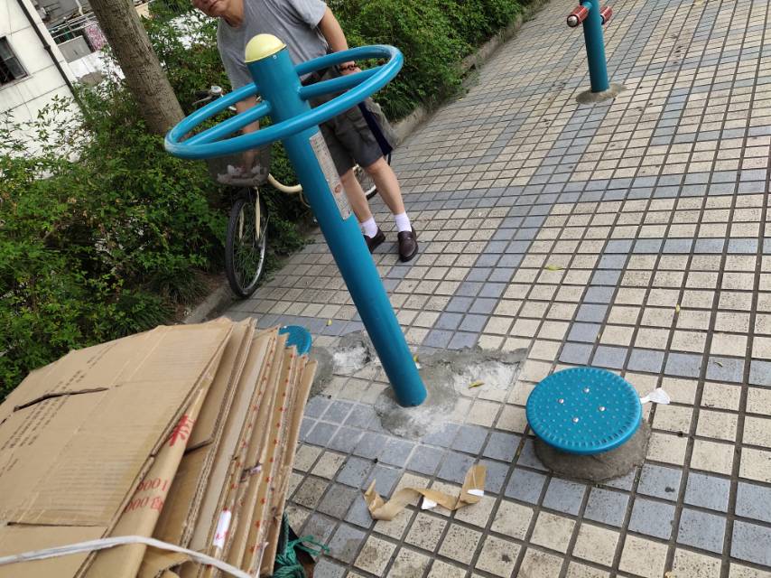 双位扭腰器