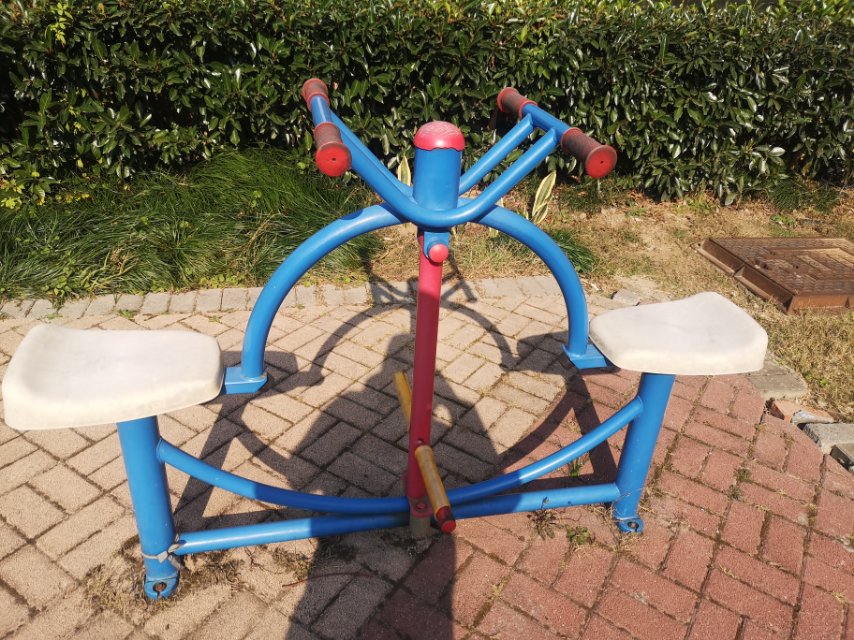 下肢锻炼器