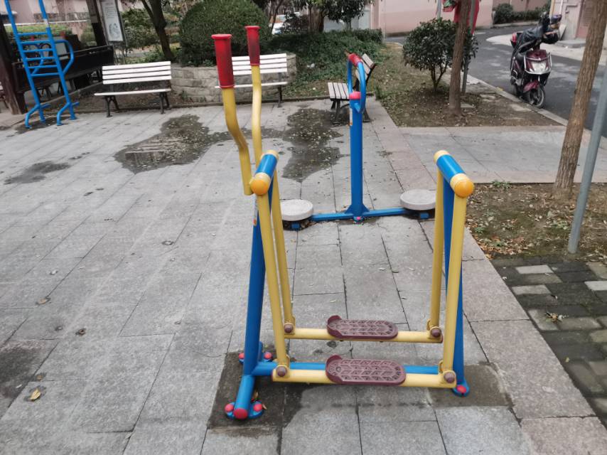 单人漫步器
