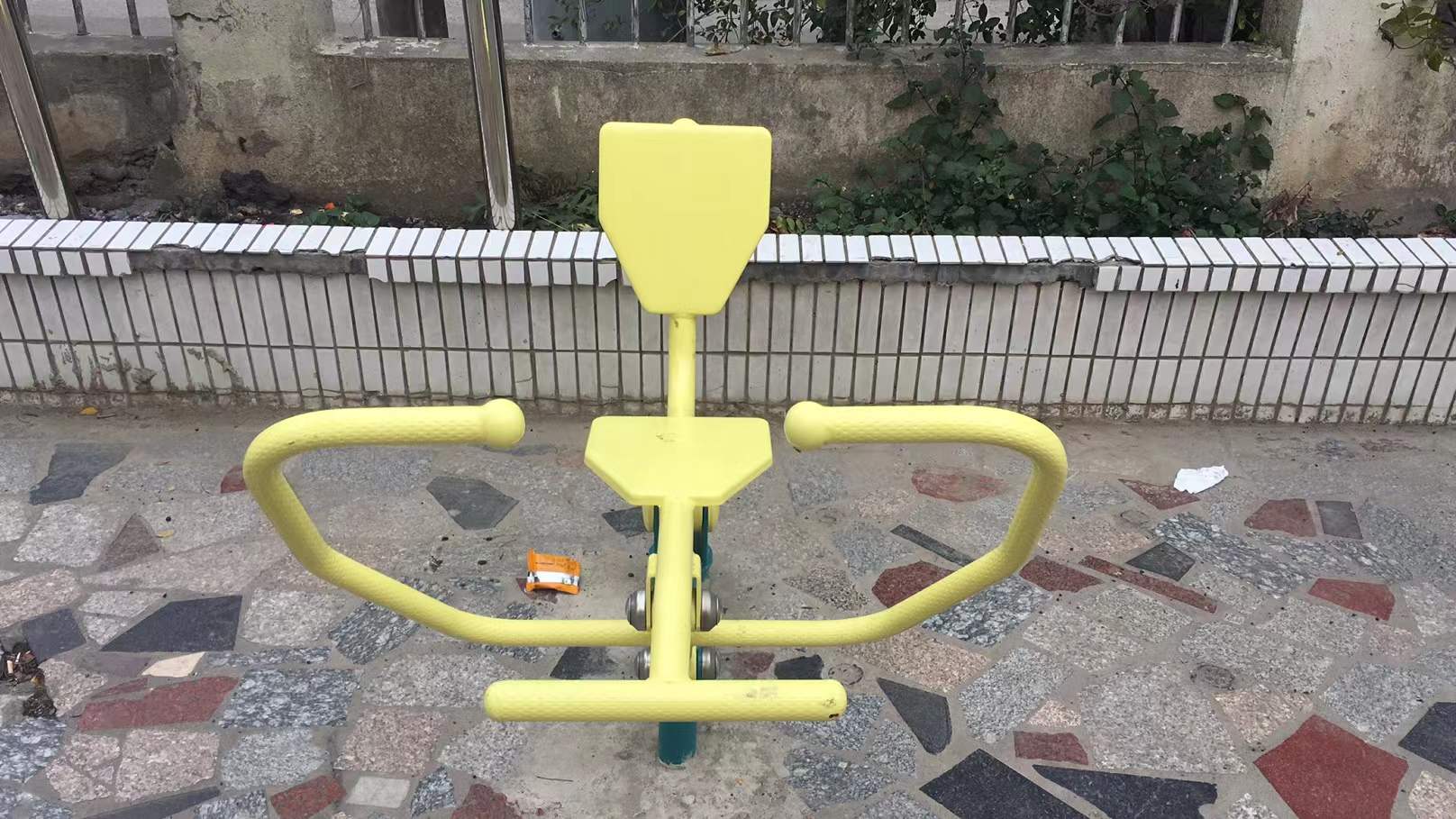 划船器