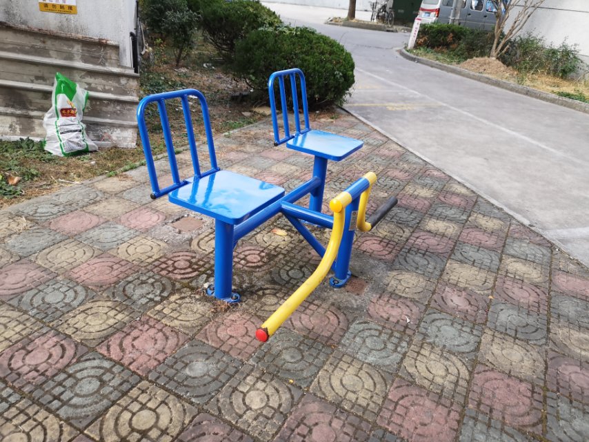 下肢训练器