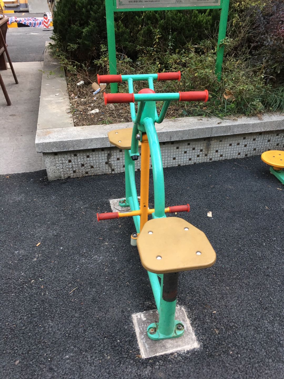 下肢康复器