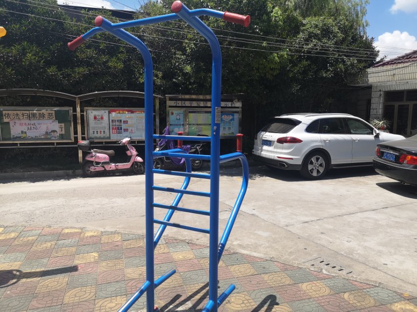 多功能锻炼器
