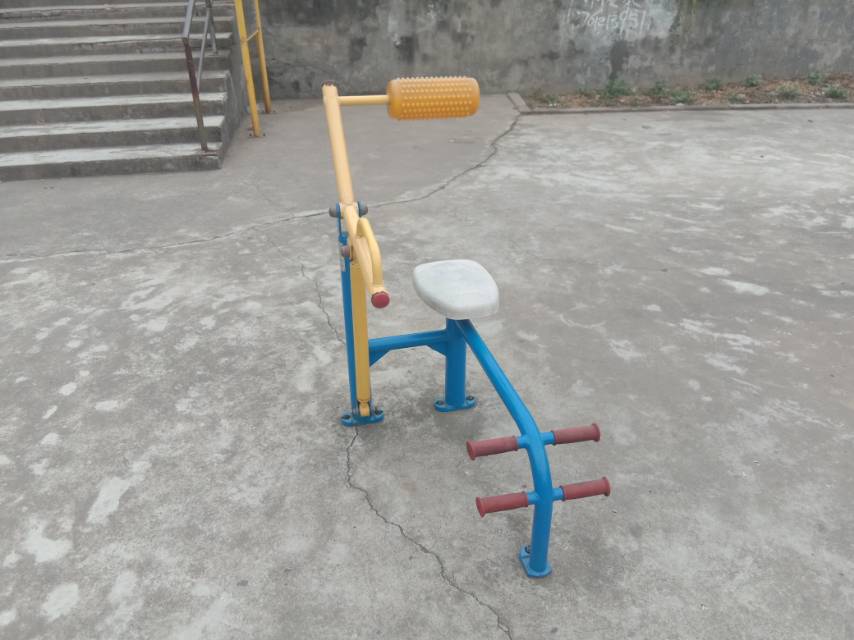腹背锻炼器