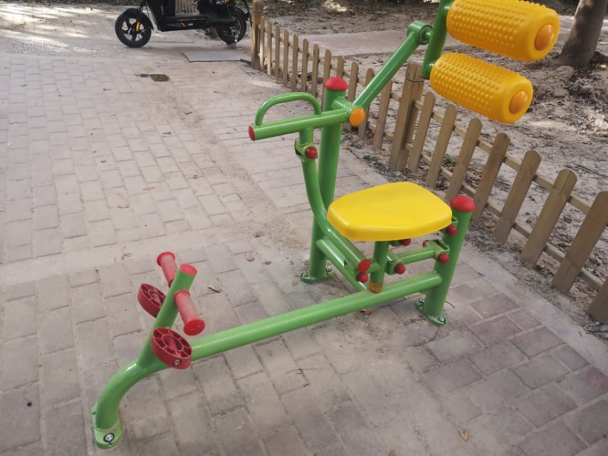 自重腹背锻炼器