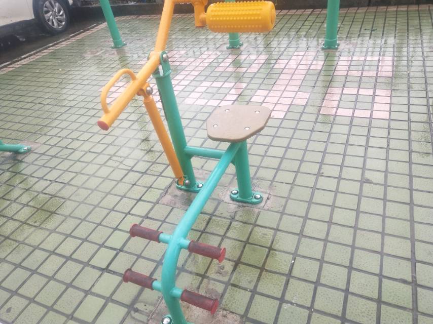 腹背锻炼器