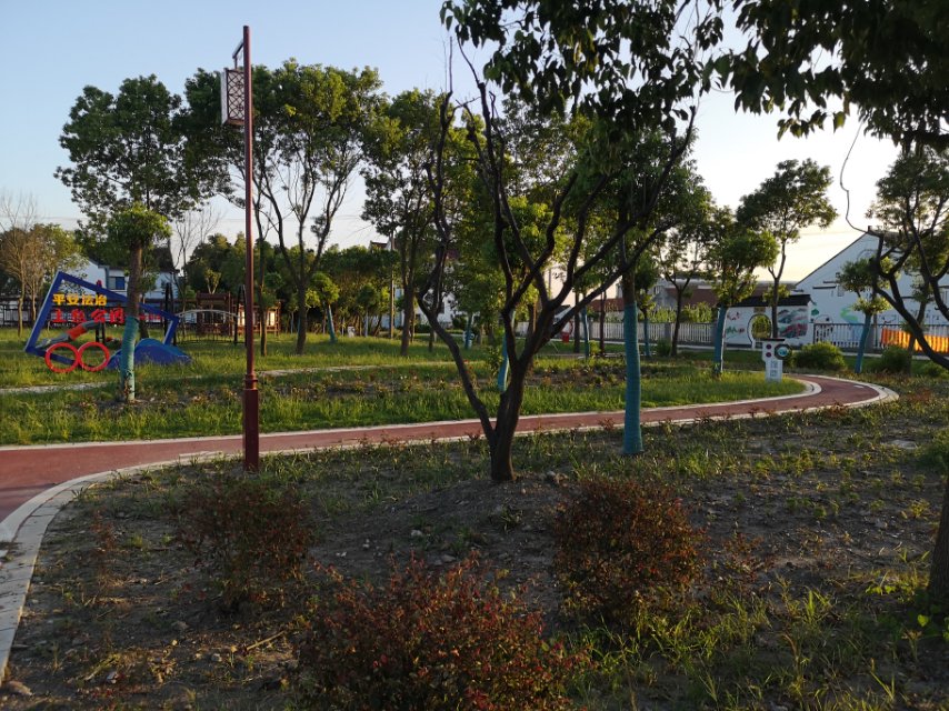 张堰镇秦阳村市民健身步道