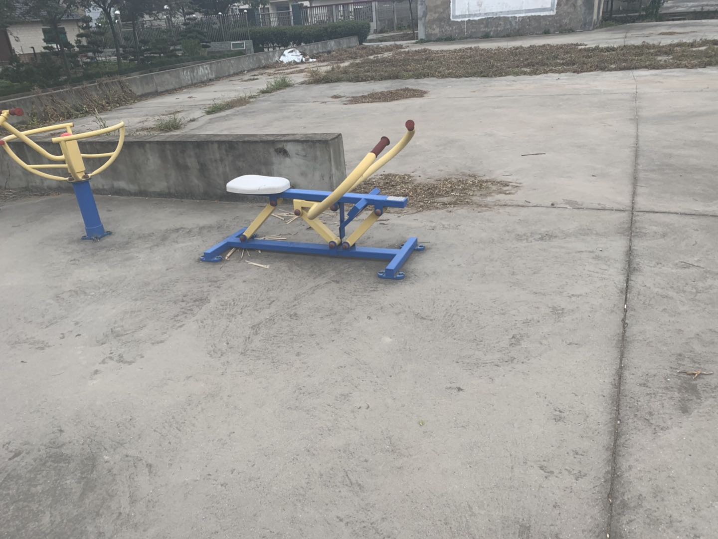 自重划船器