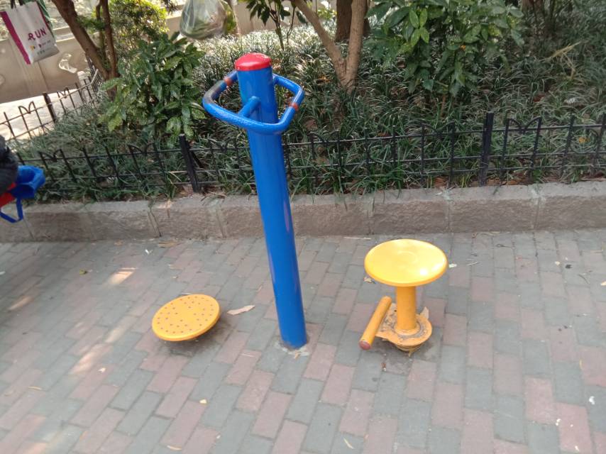 双位扭腰器