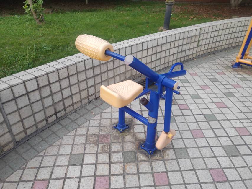 腹背锻炼器