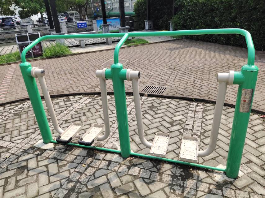 双位漫步机