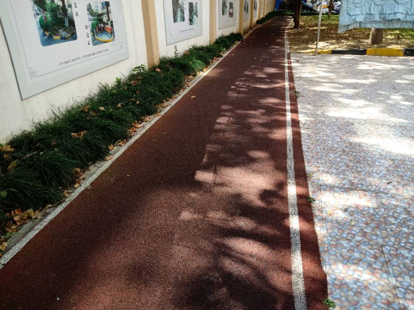 凉城社区凉五市民健身步道