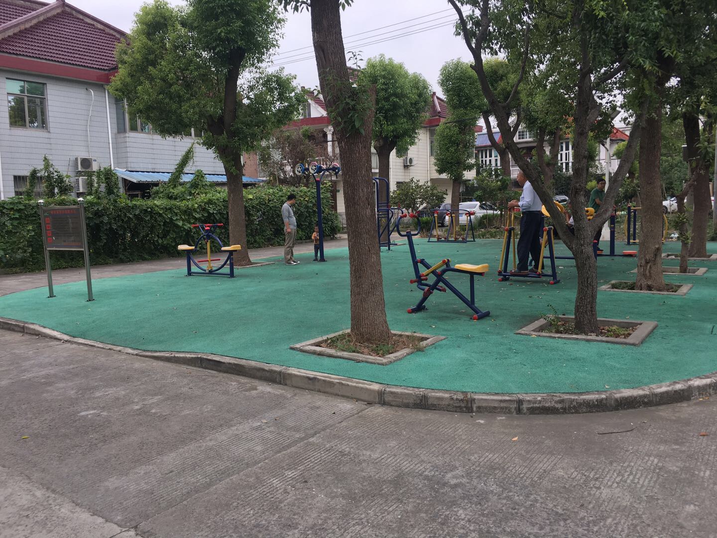 聚丰苑健身点（43号东）