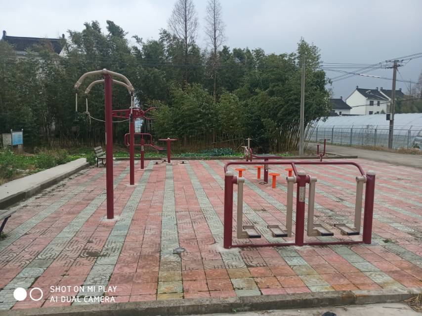 南塘村八组市民益智健身点