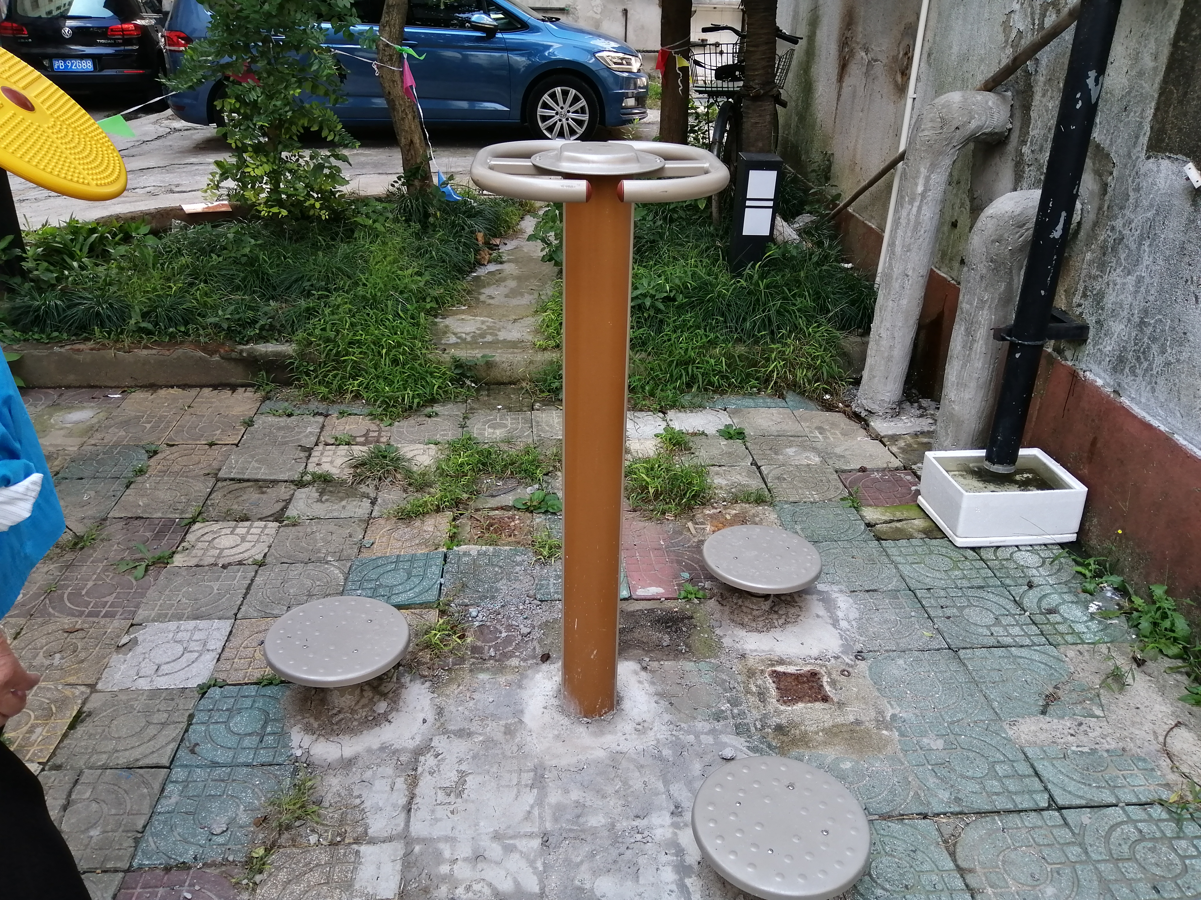 扭腰器
