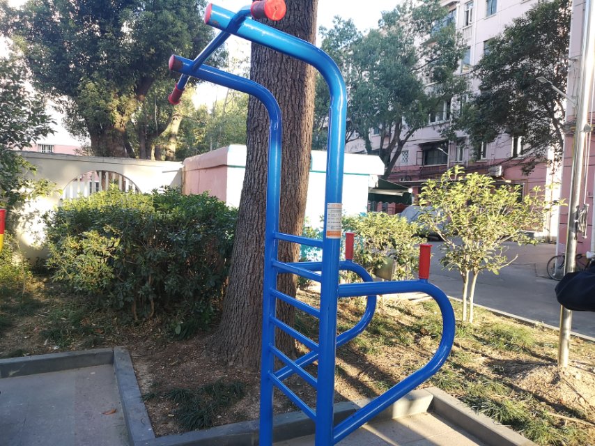 多功能锻炼器