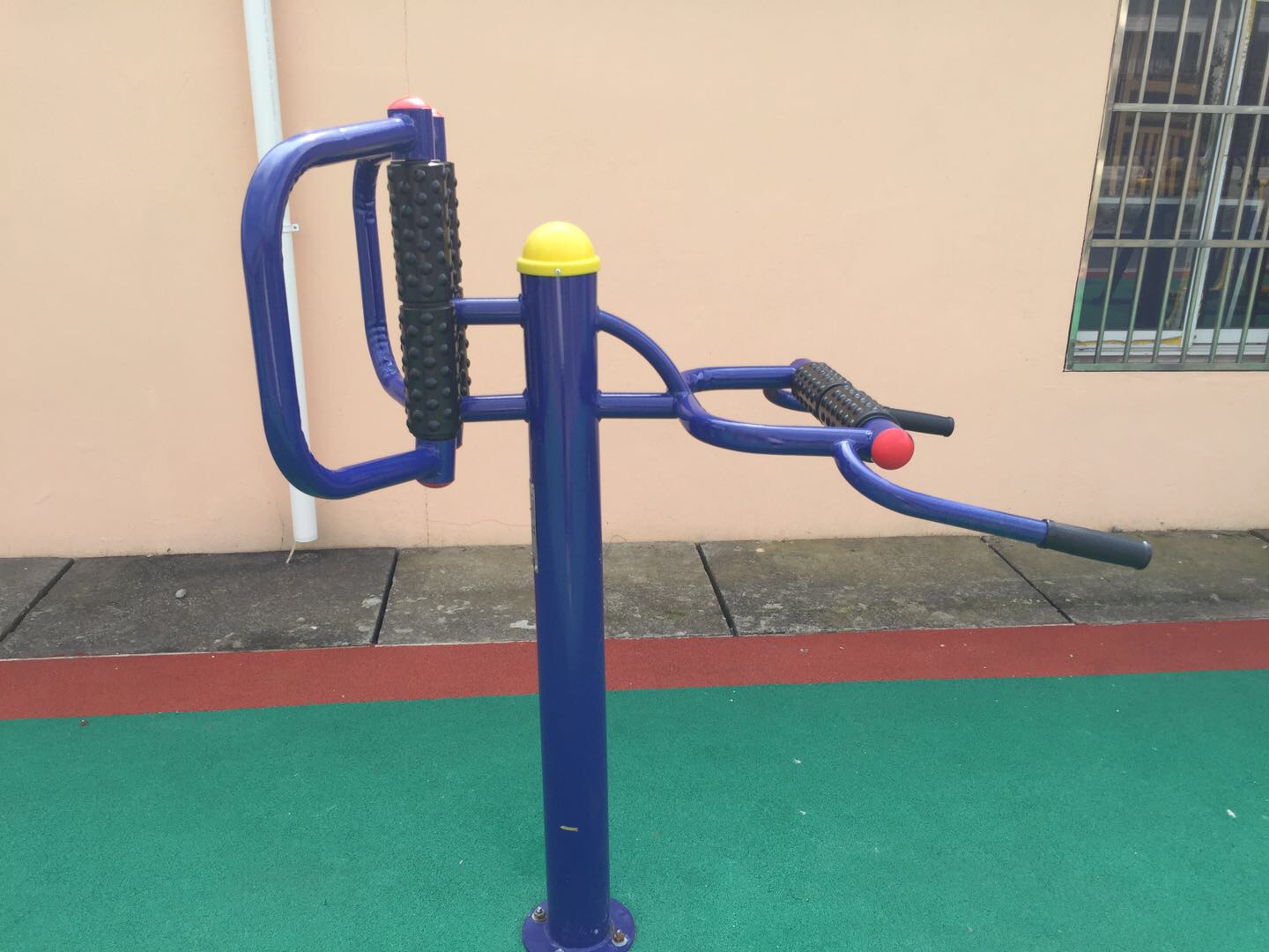 腰背按摩器