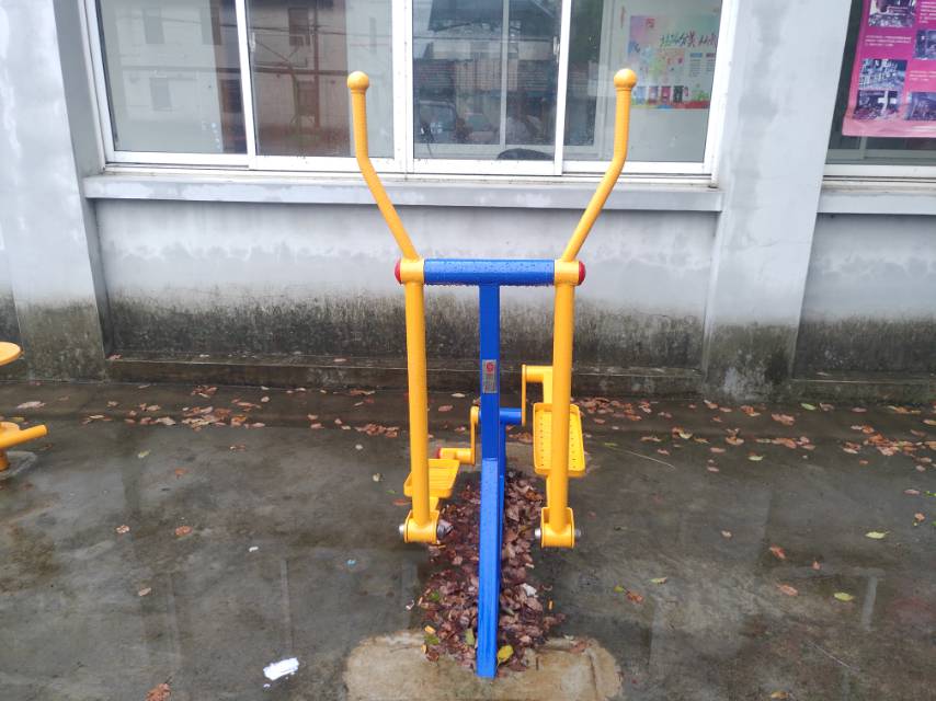 室外椭圆机