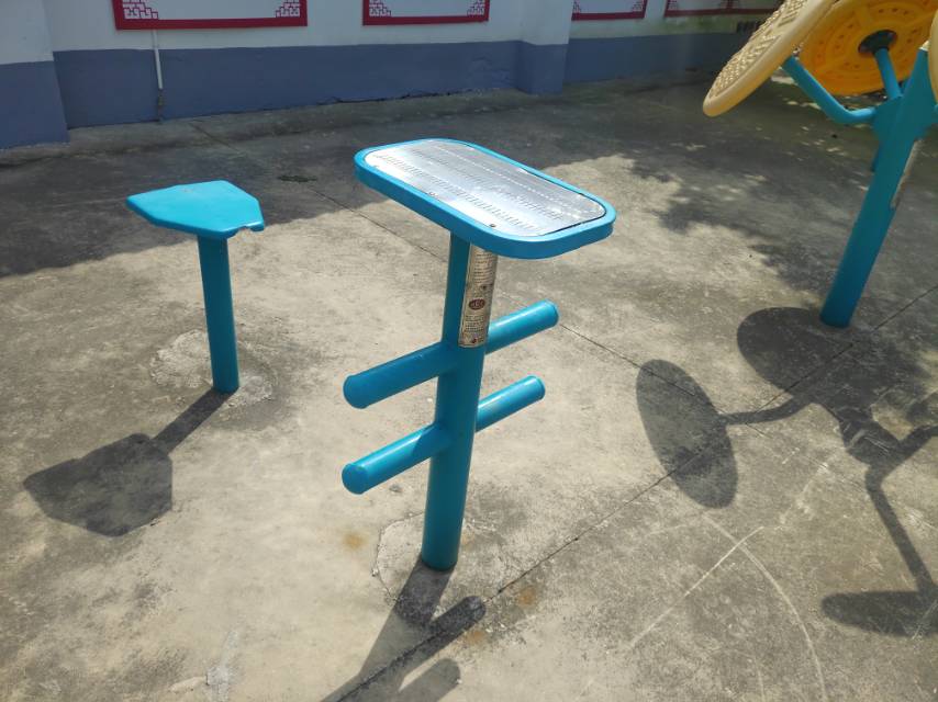 柔韧训练器