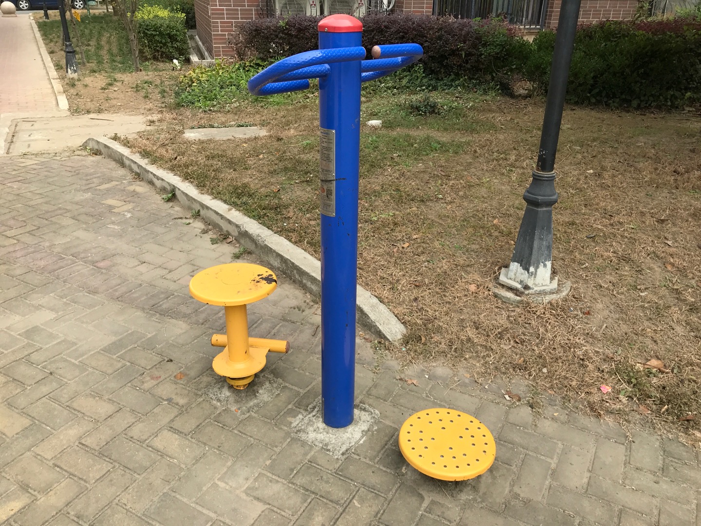 双位扭腰器