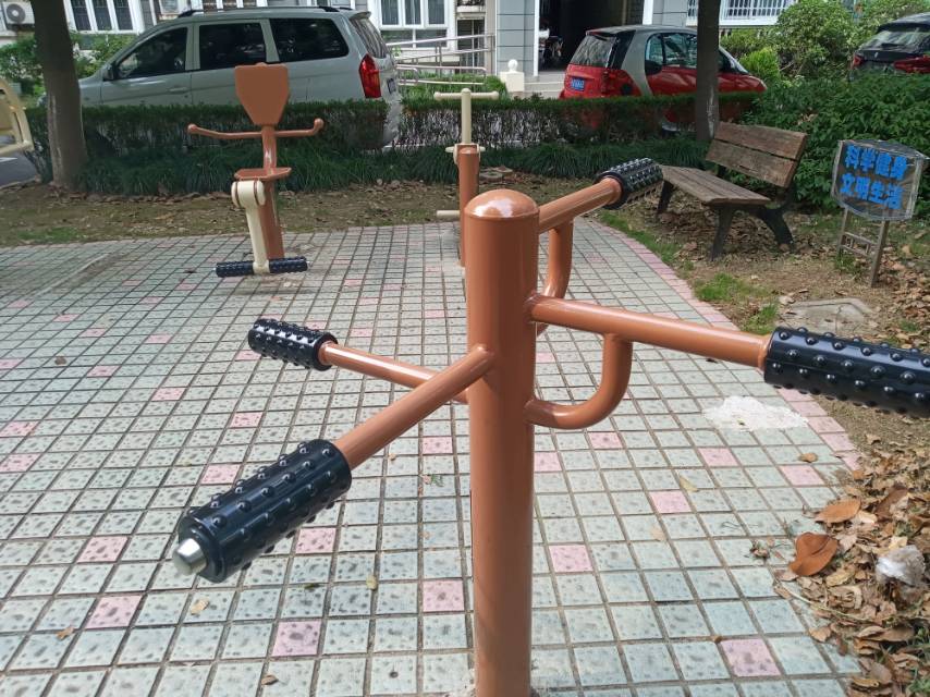 弹振压腿器