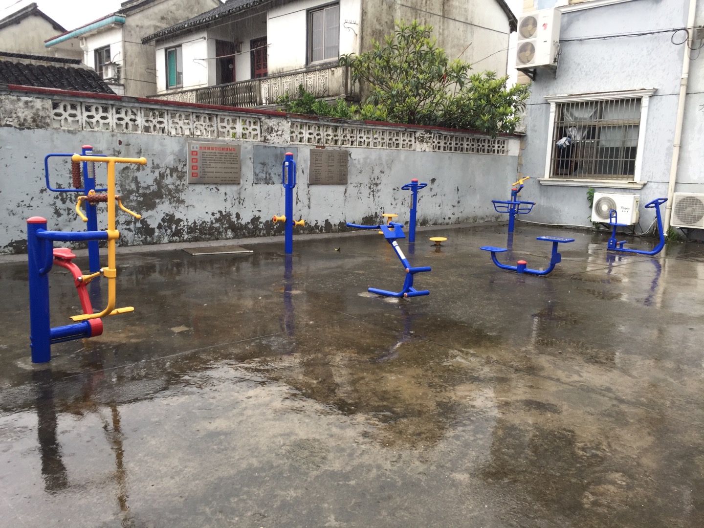 安庄村（一）健身点