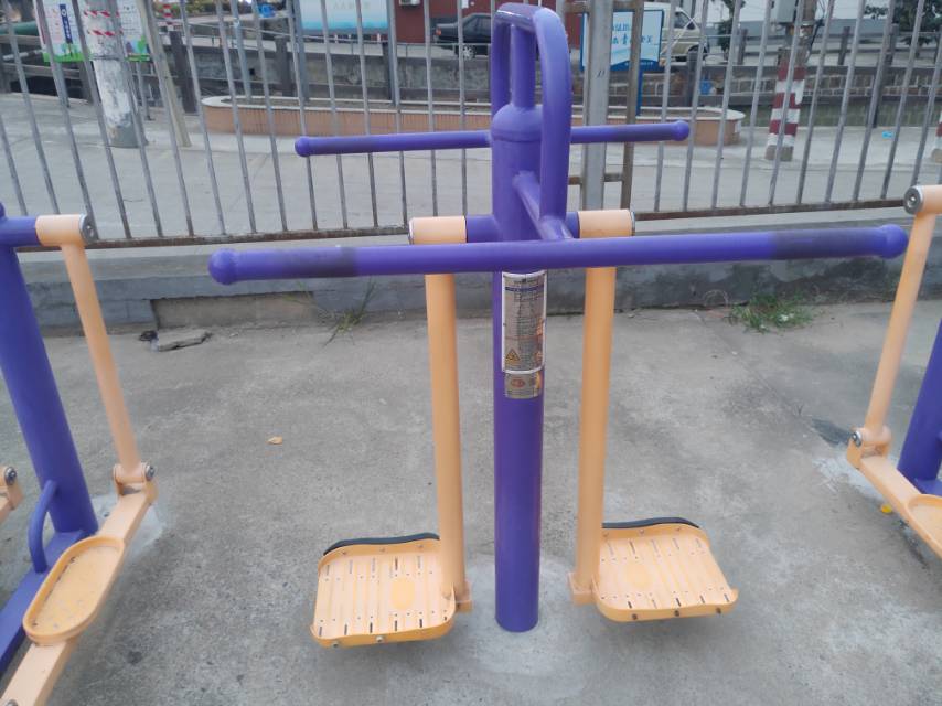 钟摆器