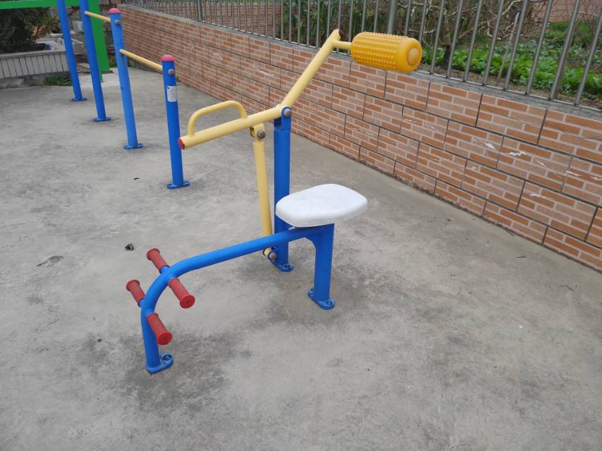 腹背锻炼器
