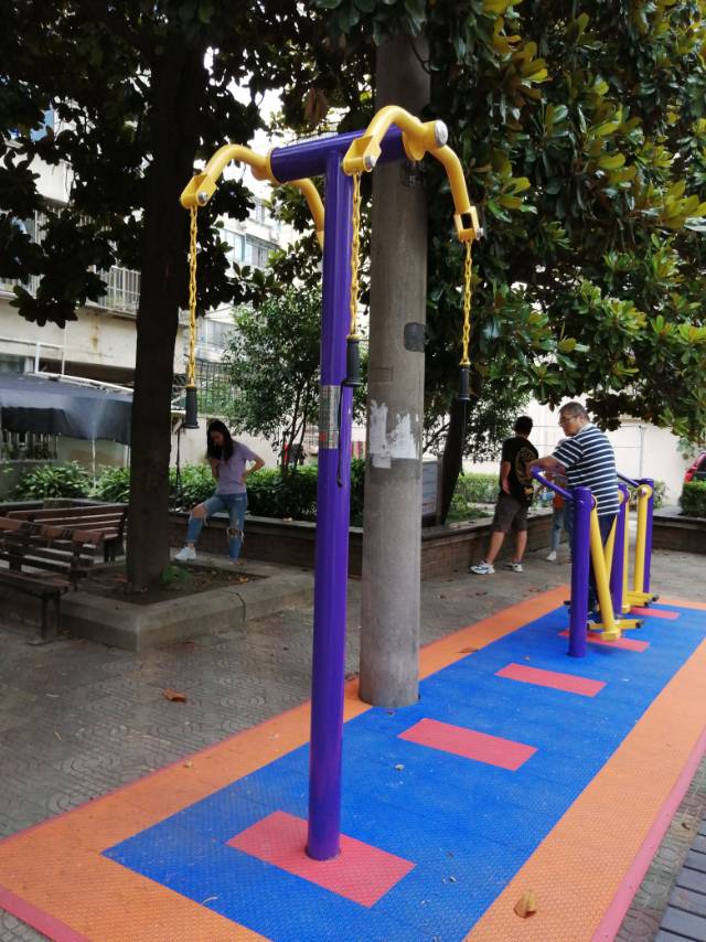 上肢牵引器