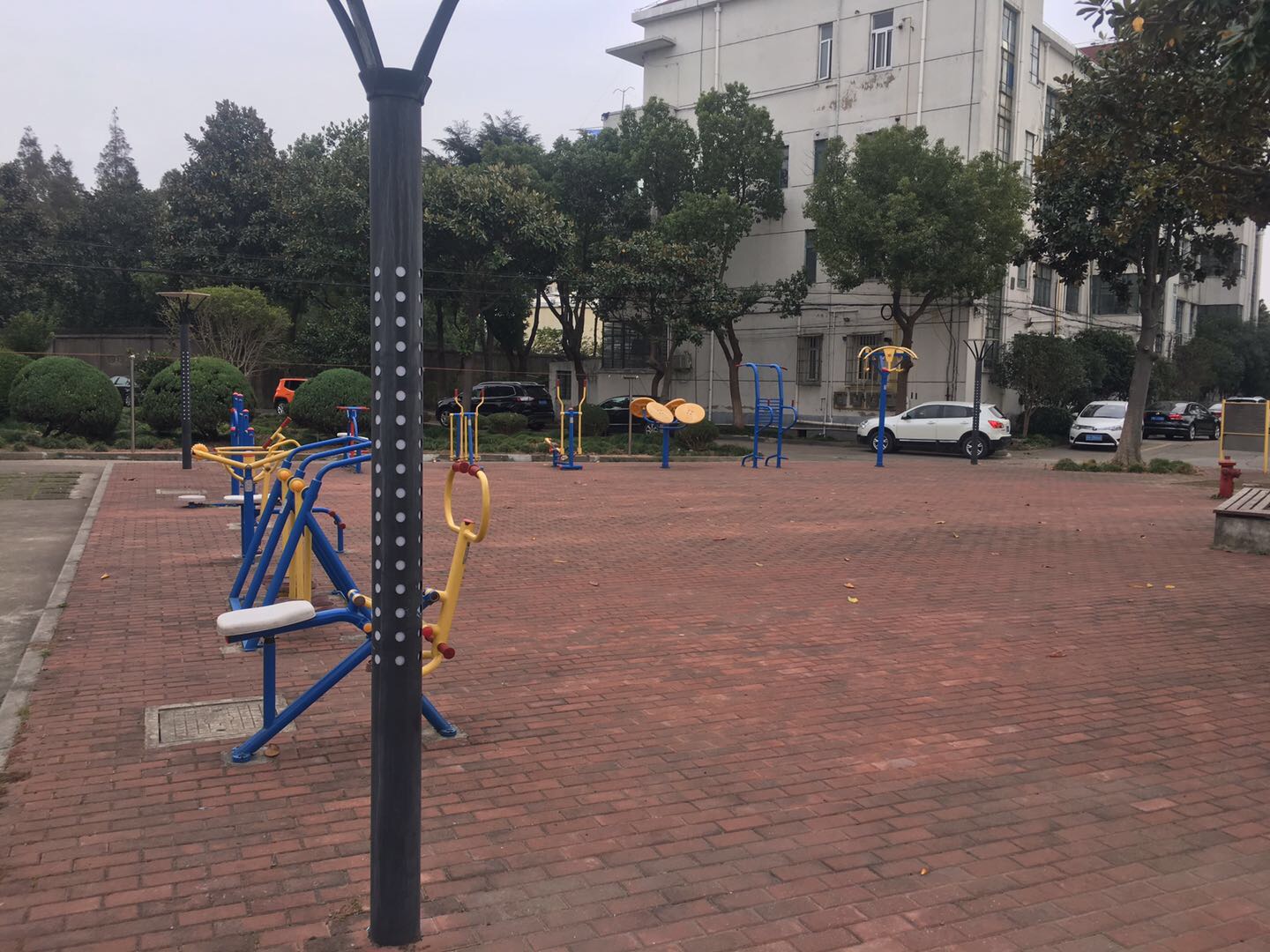 庆宁寺小区健身点