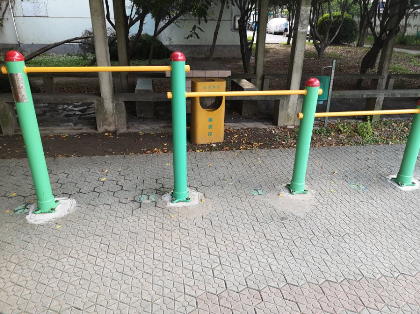 多联压腿架