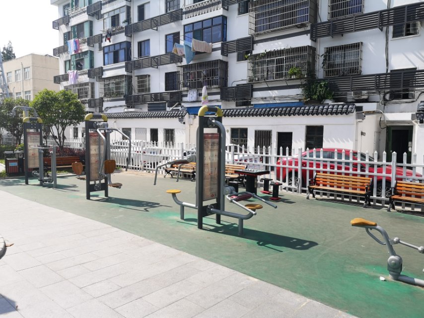 青城路微公园益智健身点