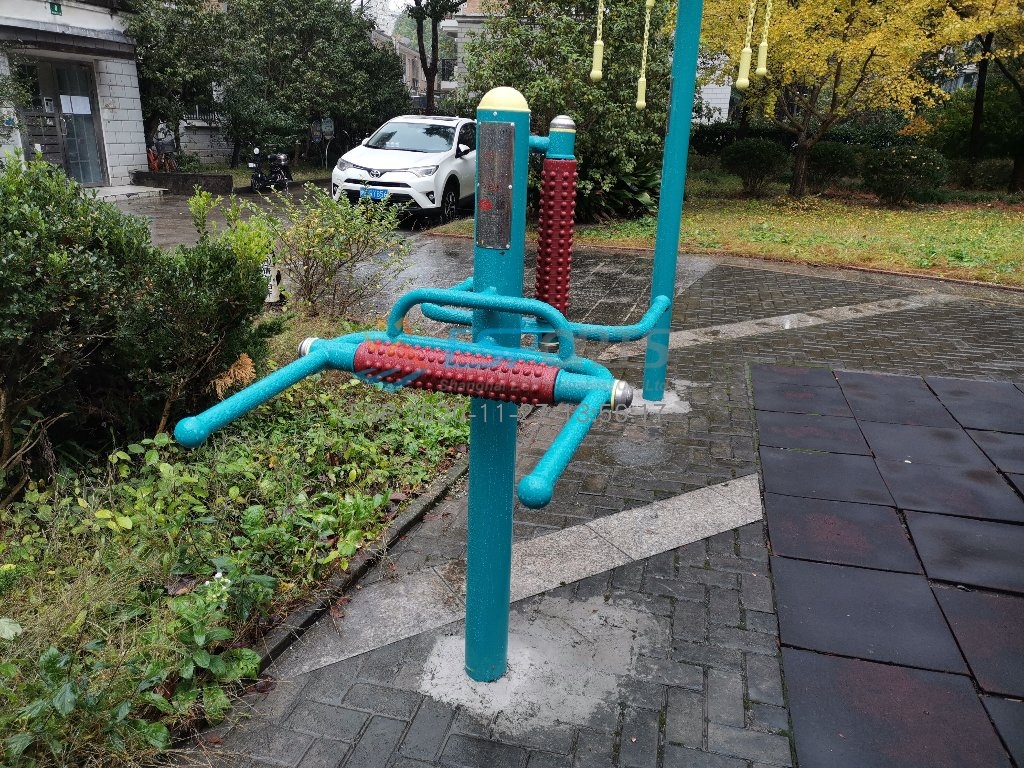 腰部按摩器