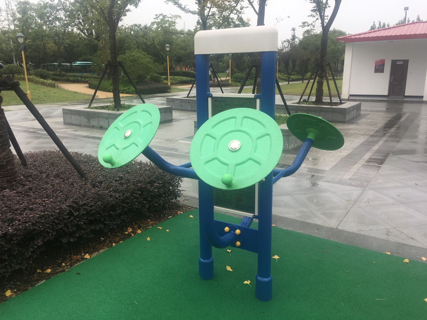 双立柱太极揉推器
