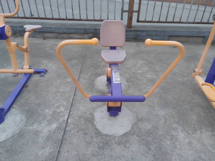 划船器