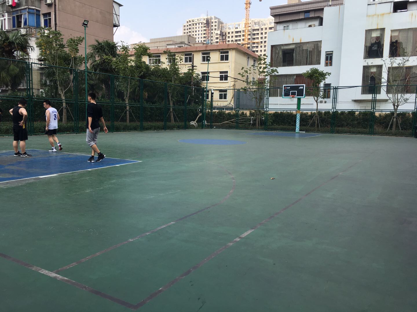 春江居委鸿旭豪苑健身点