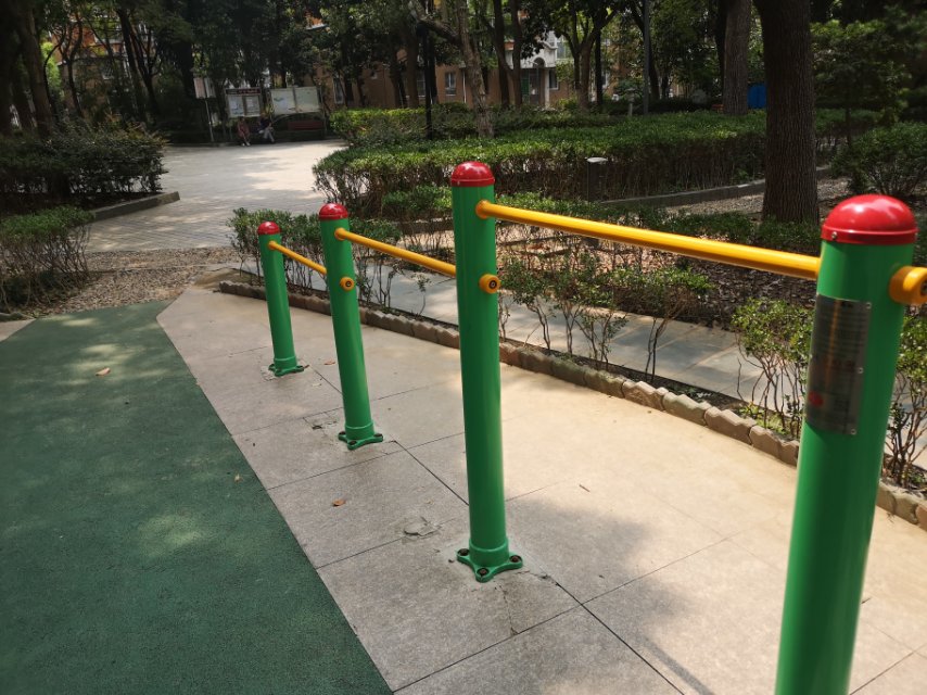 多联压腿架