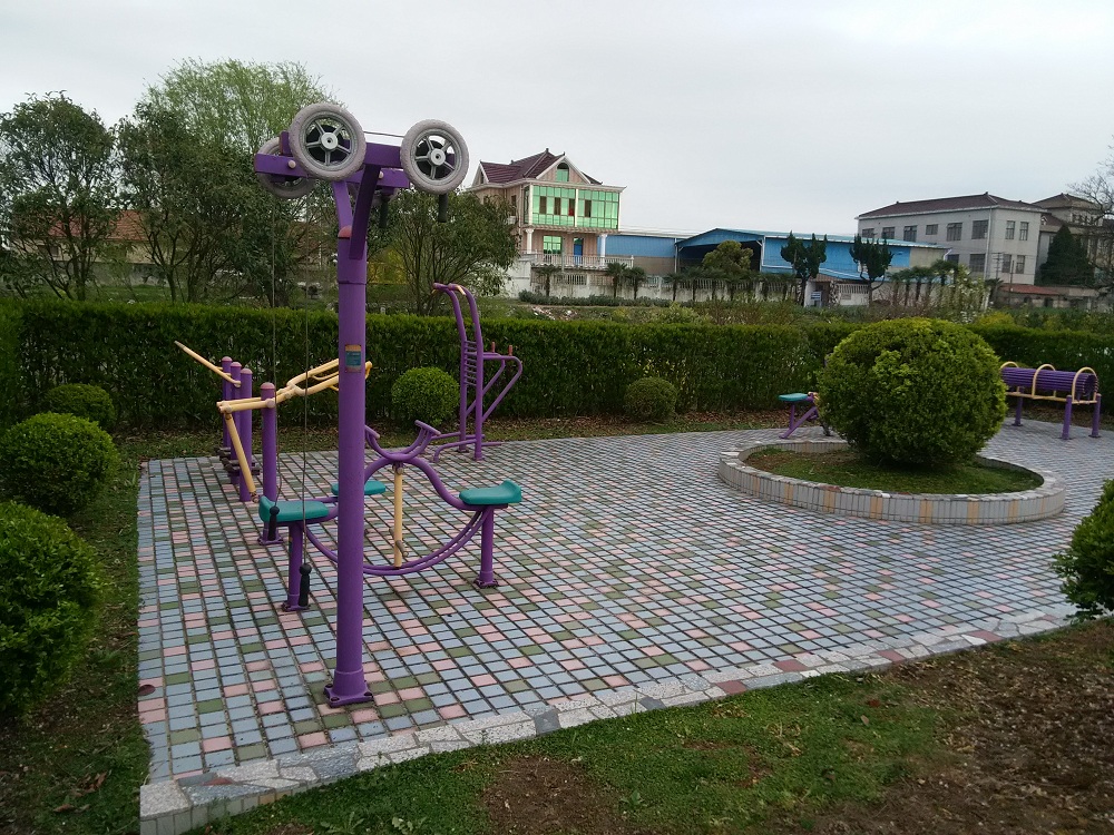 居委会七家村健身点