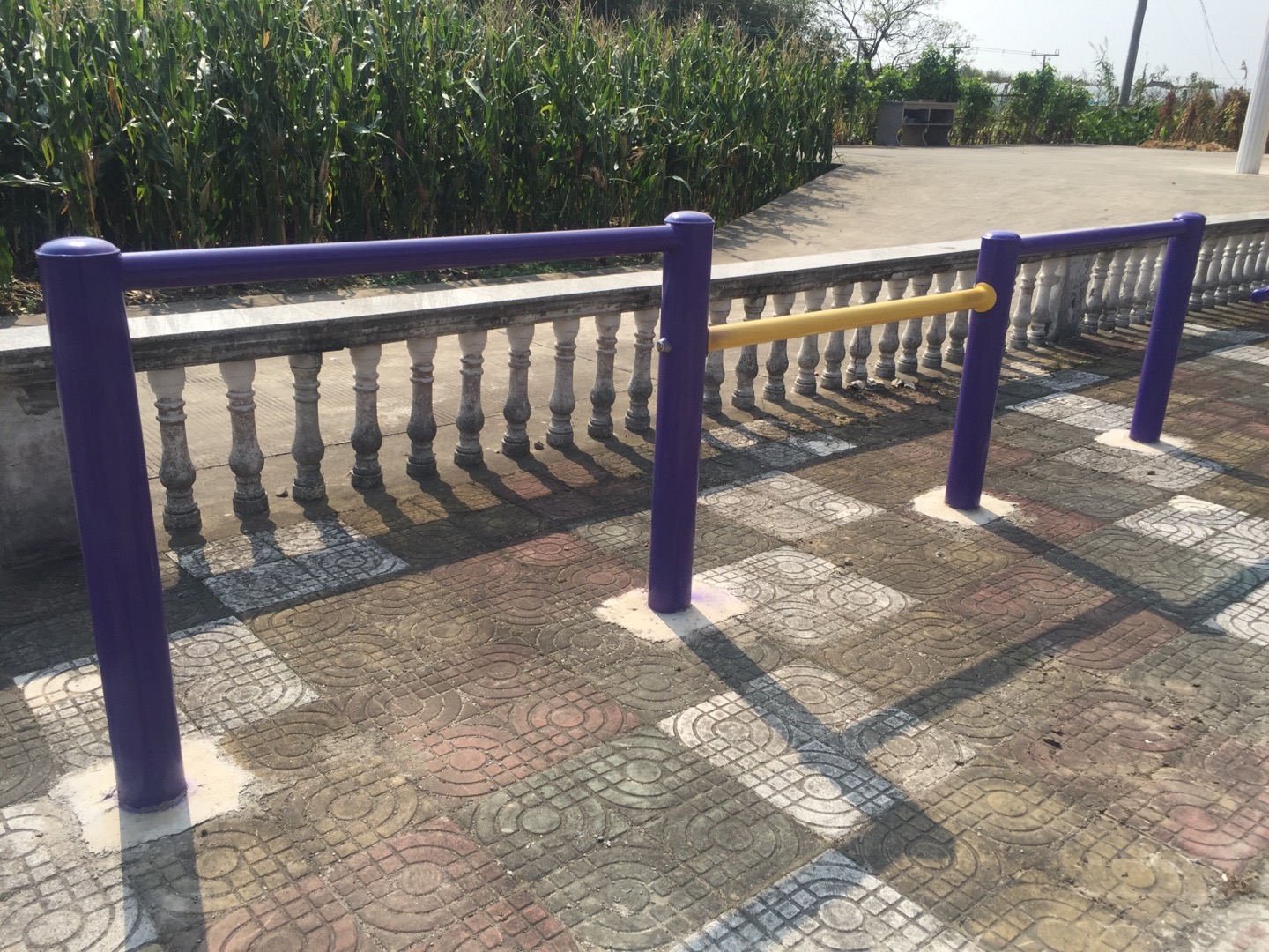 弹振压腿器