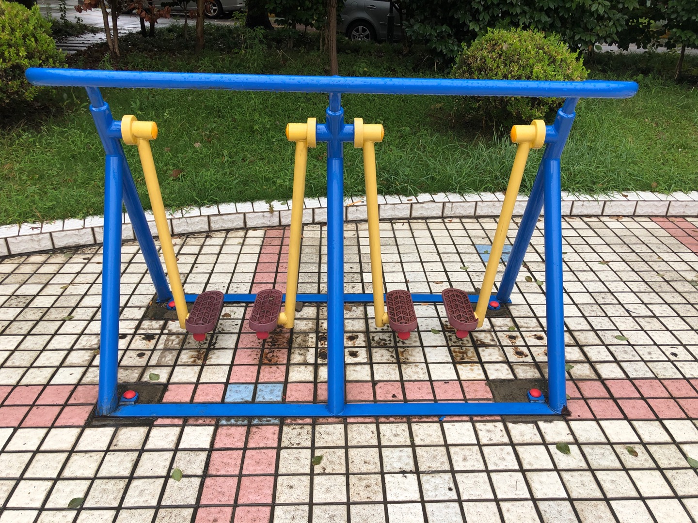 双人漫步器