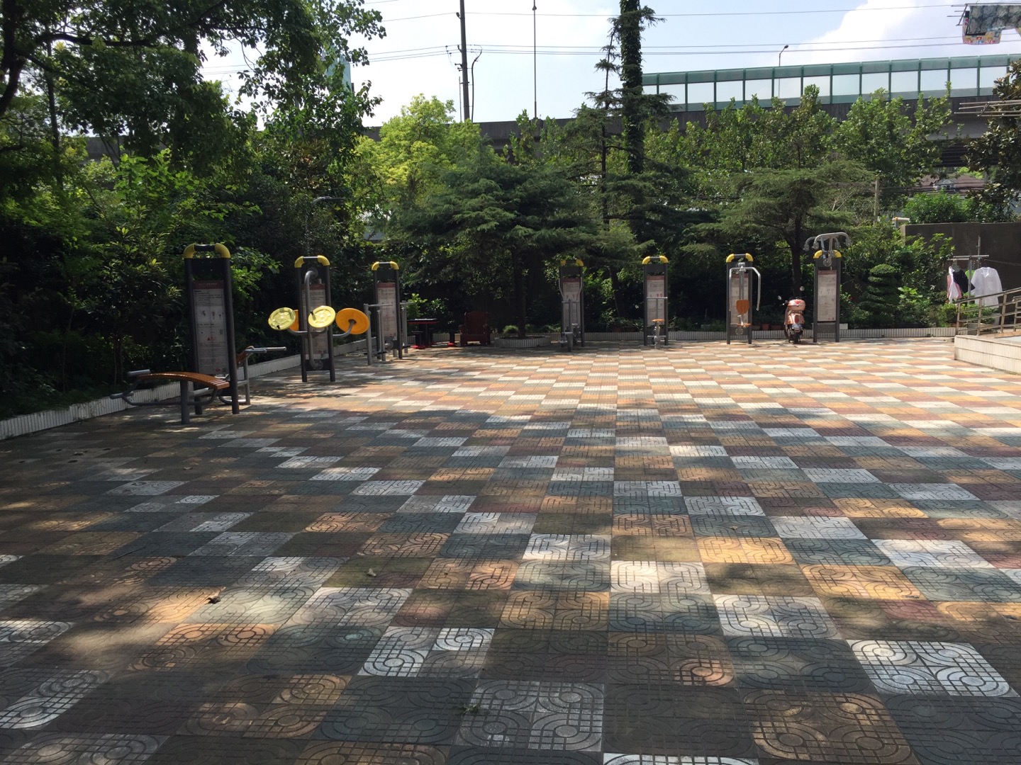 宝钢十村健身点