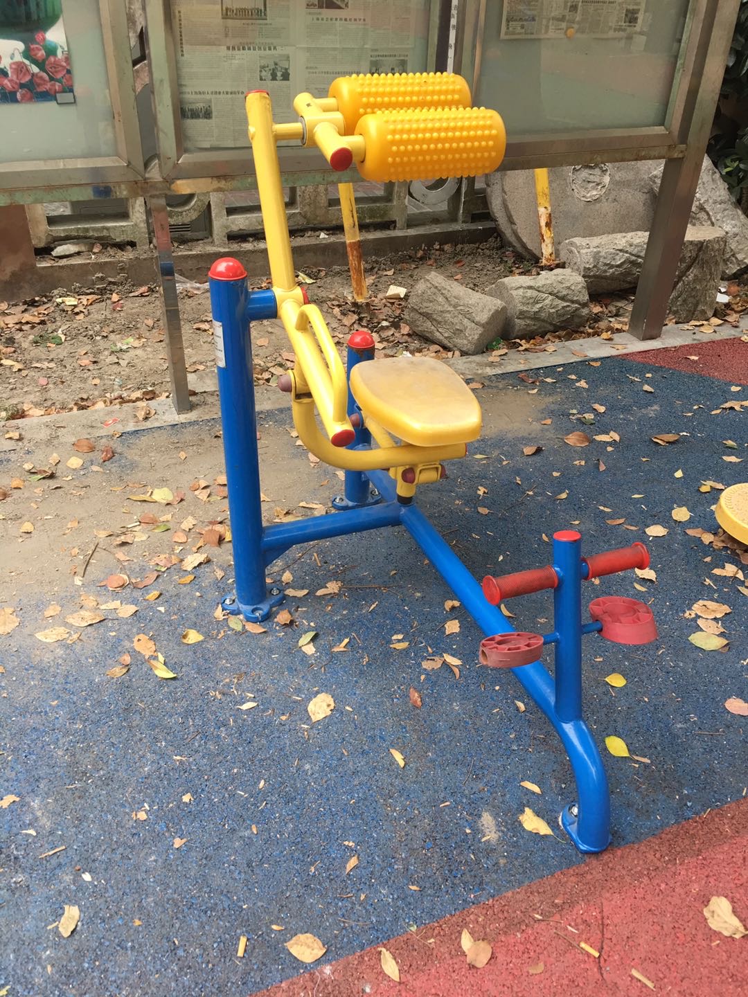 自重腰腹器