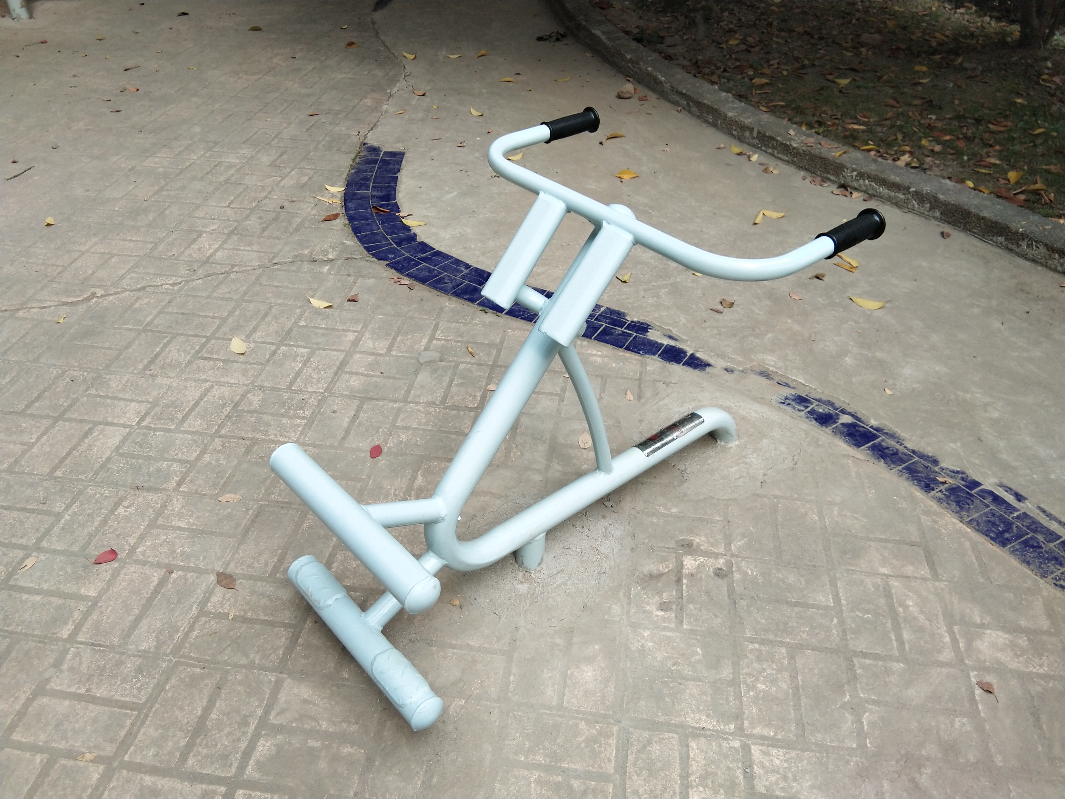 腹背训练器
