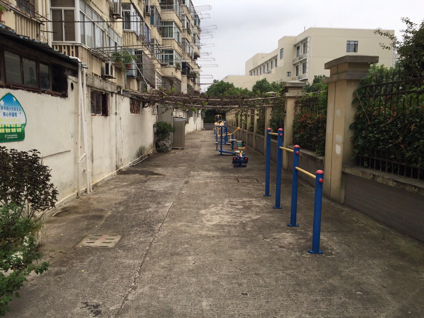 南门居委二期健身点