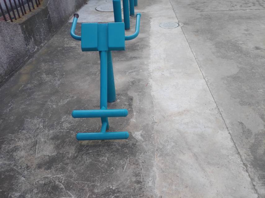 背肌训练器