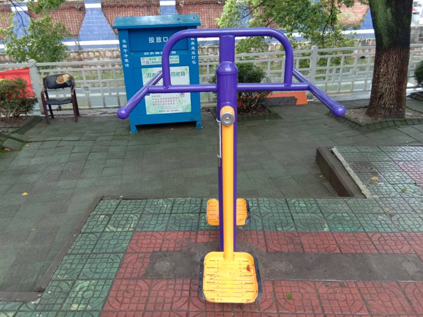 钟摆器
