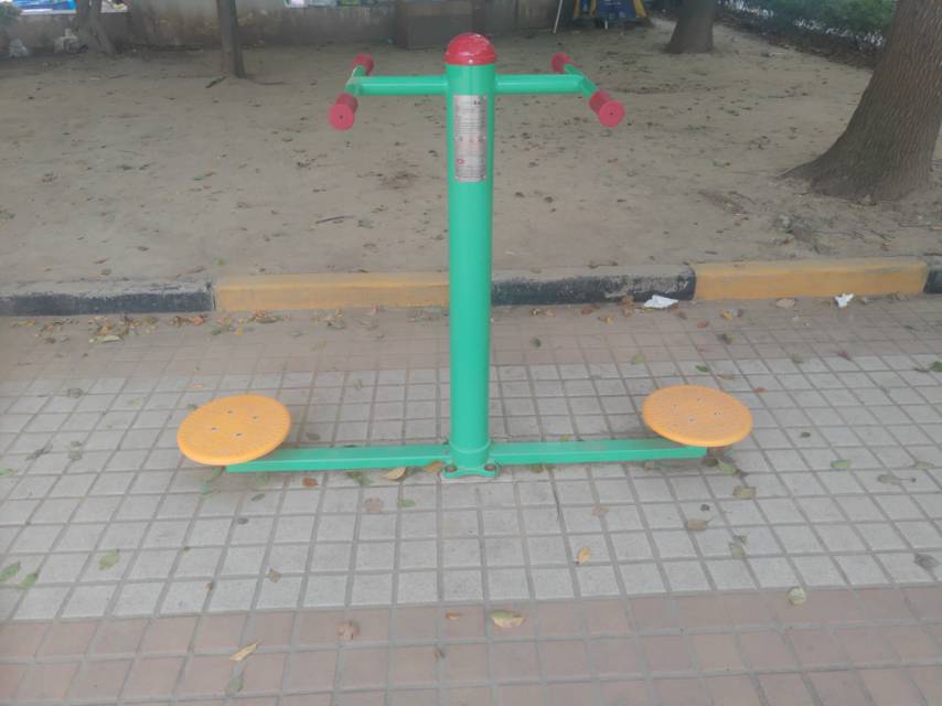 双位扭腰器