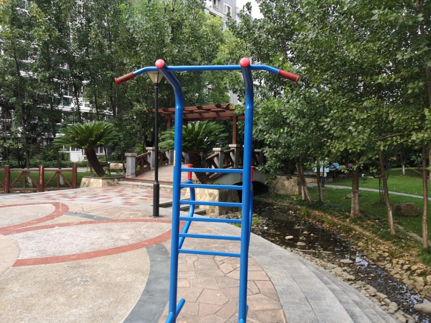 多功能锻炼器